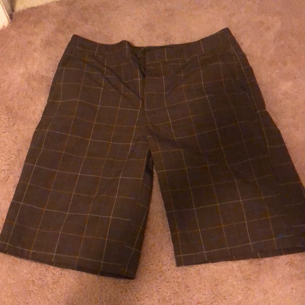 Brown O’Neil men shorts
